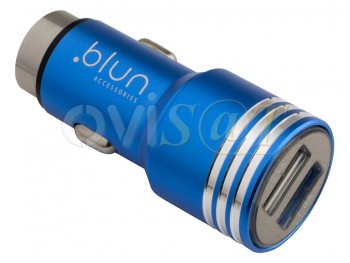 Cargador de coche BLUN en color azul con 2 salidas (2.1A y 1A) en blíster